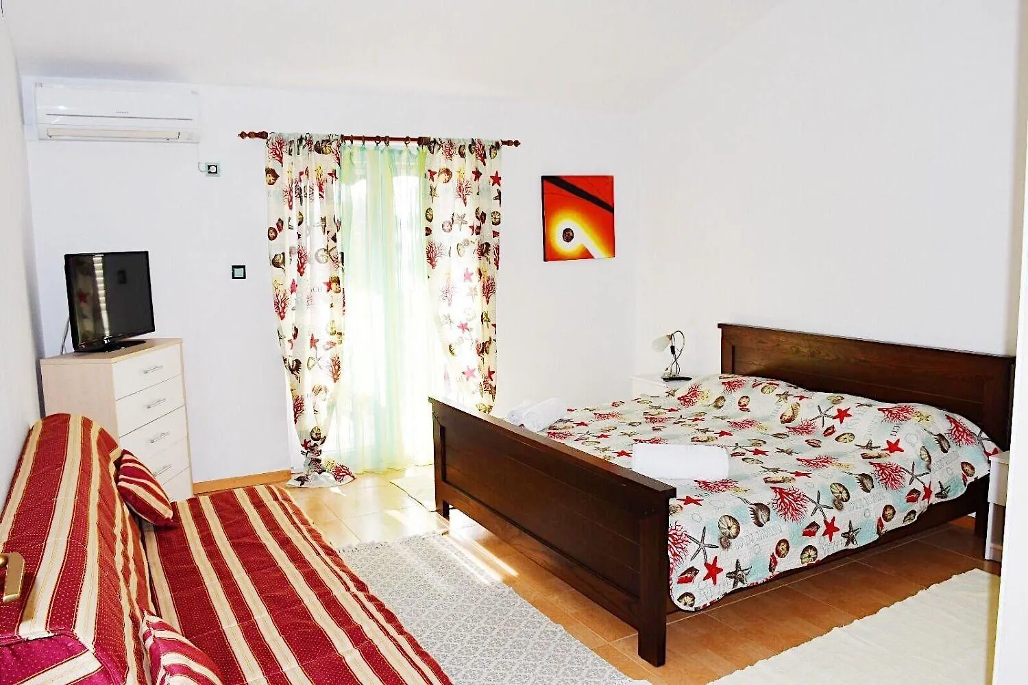 Apartments Darko - 30 M From Beach Sukosan