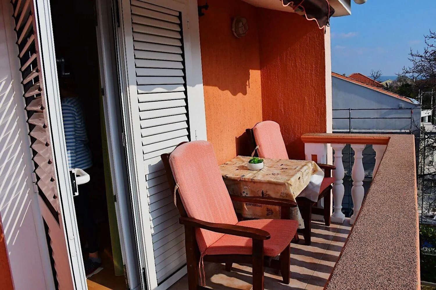 Apartments Darko - 30 M From Beach Sukosan
